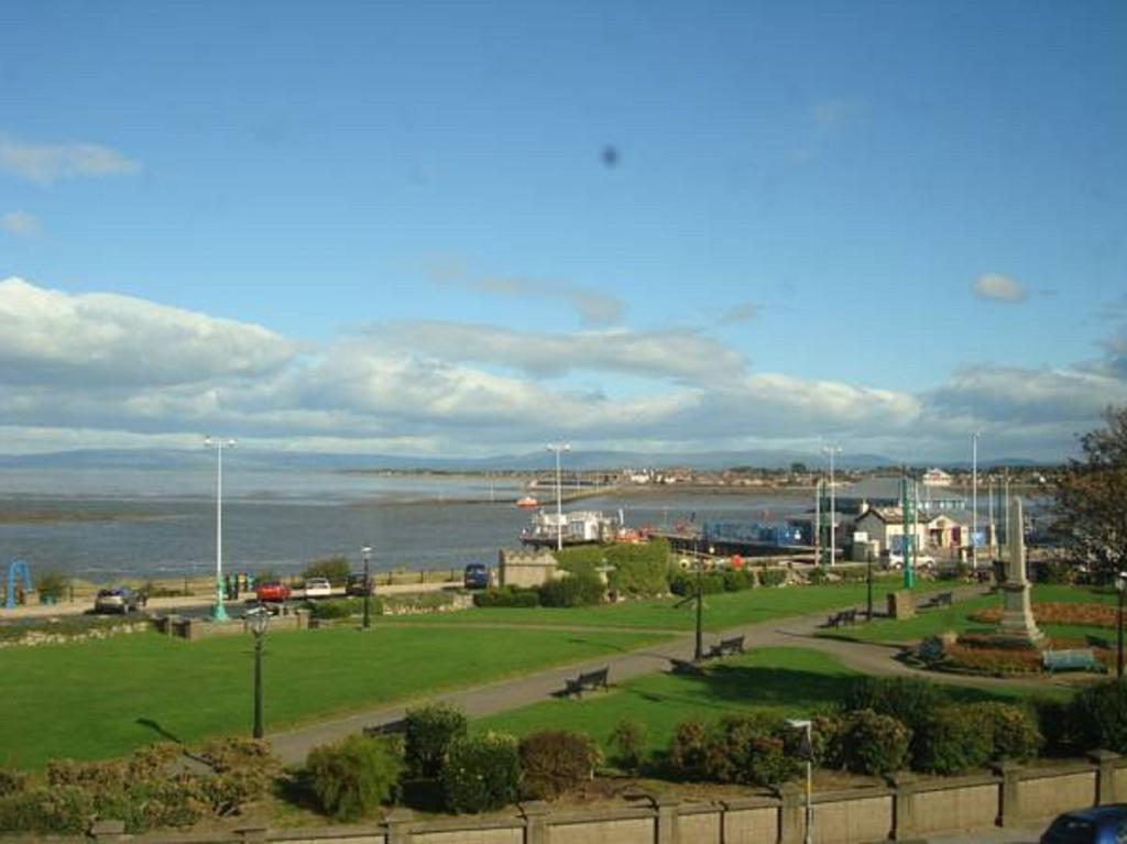 The North Euston Hotel Fleetwood Esterno foto